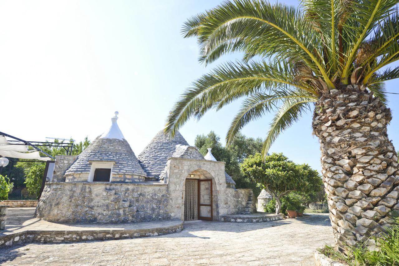 I Trulli Del Ciliegio Con Giardino By Wonderful Italy Villa Ostuni Kültér fotó